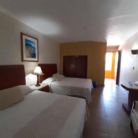 Hotel Maria Teresa Плая Азул Екстериор снимка